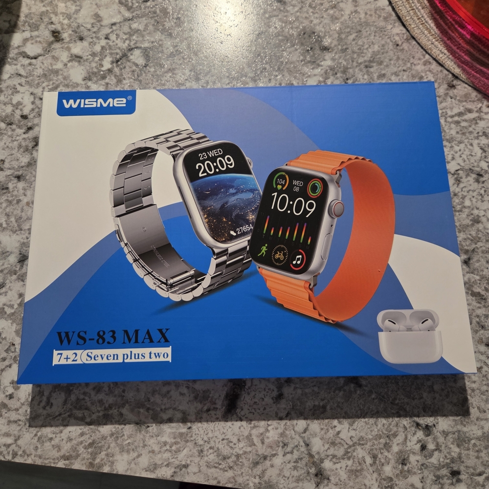 New WS-83 MAX Smartwatch - 7 Bands 7 Different Colors + Ear Pods And Case